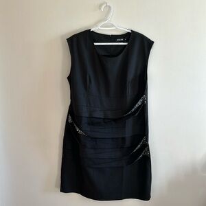 Evene Black Bodycone Sleeveless Dress with embellishments 18 NWT